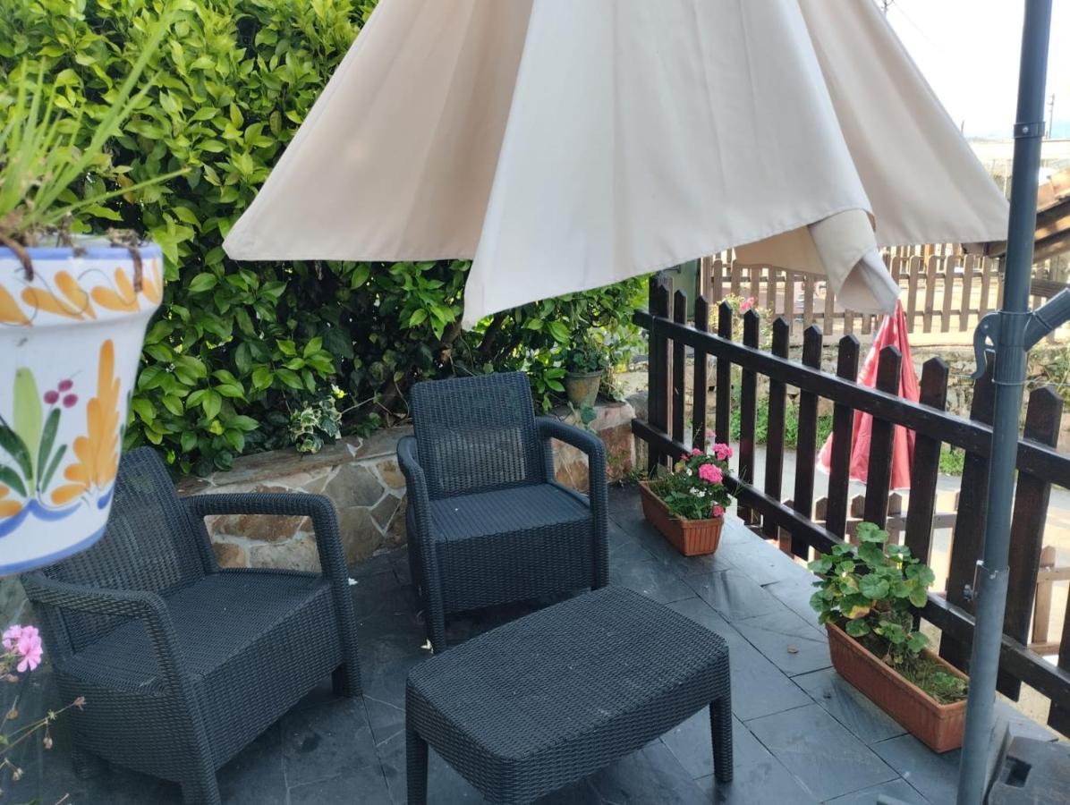 La Casina De Biescas Apartman Biescas  Kültér fotó
